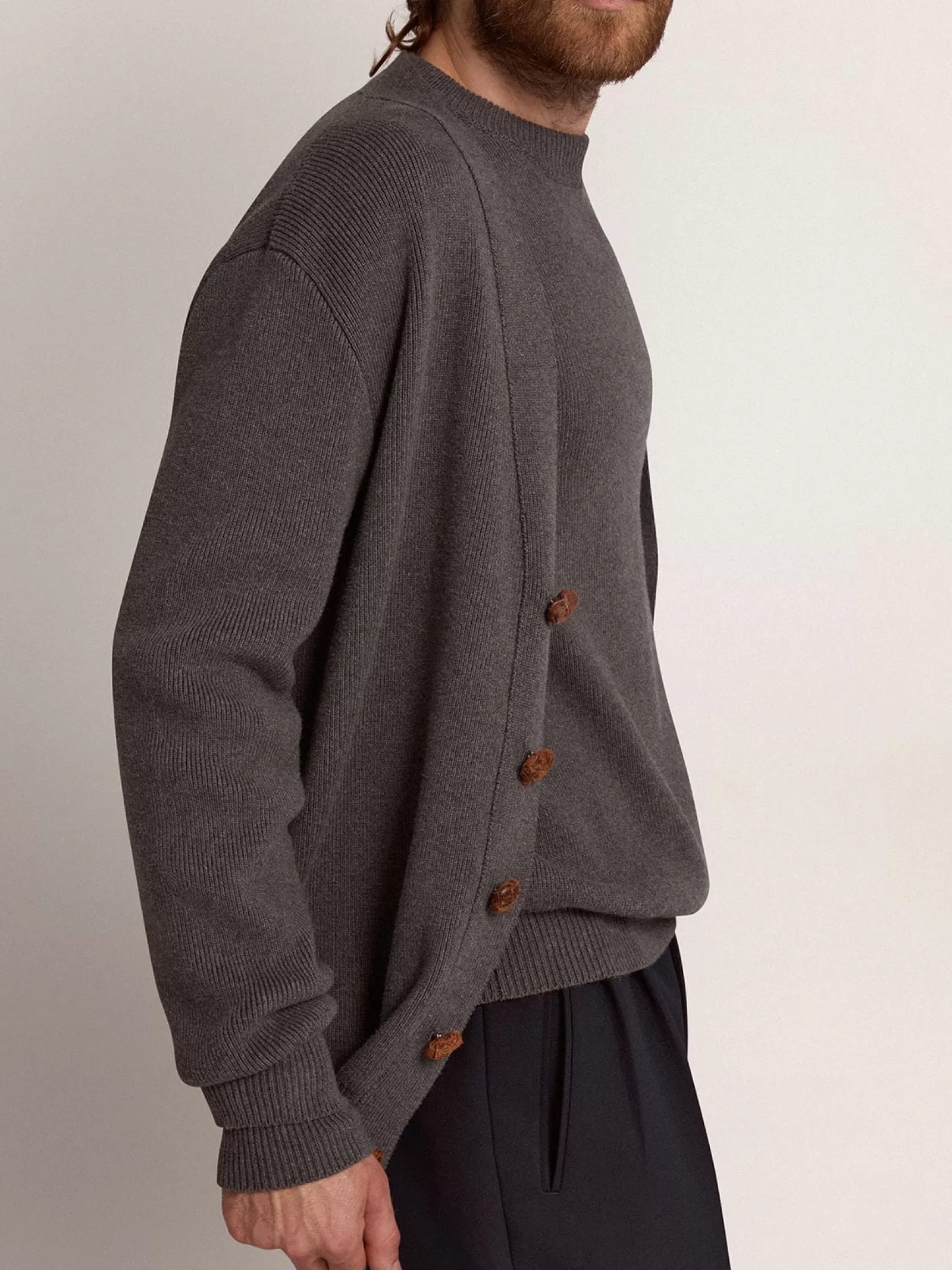 Cardigan homme en coton gris chiné avec logo au dos | Golden Goose Sale