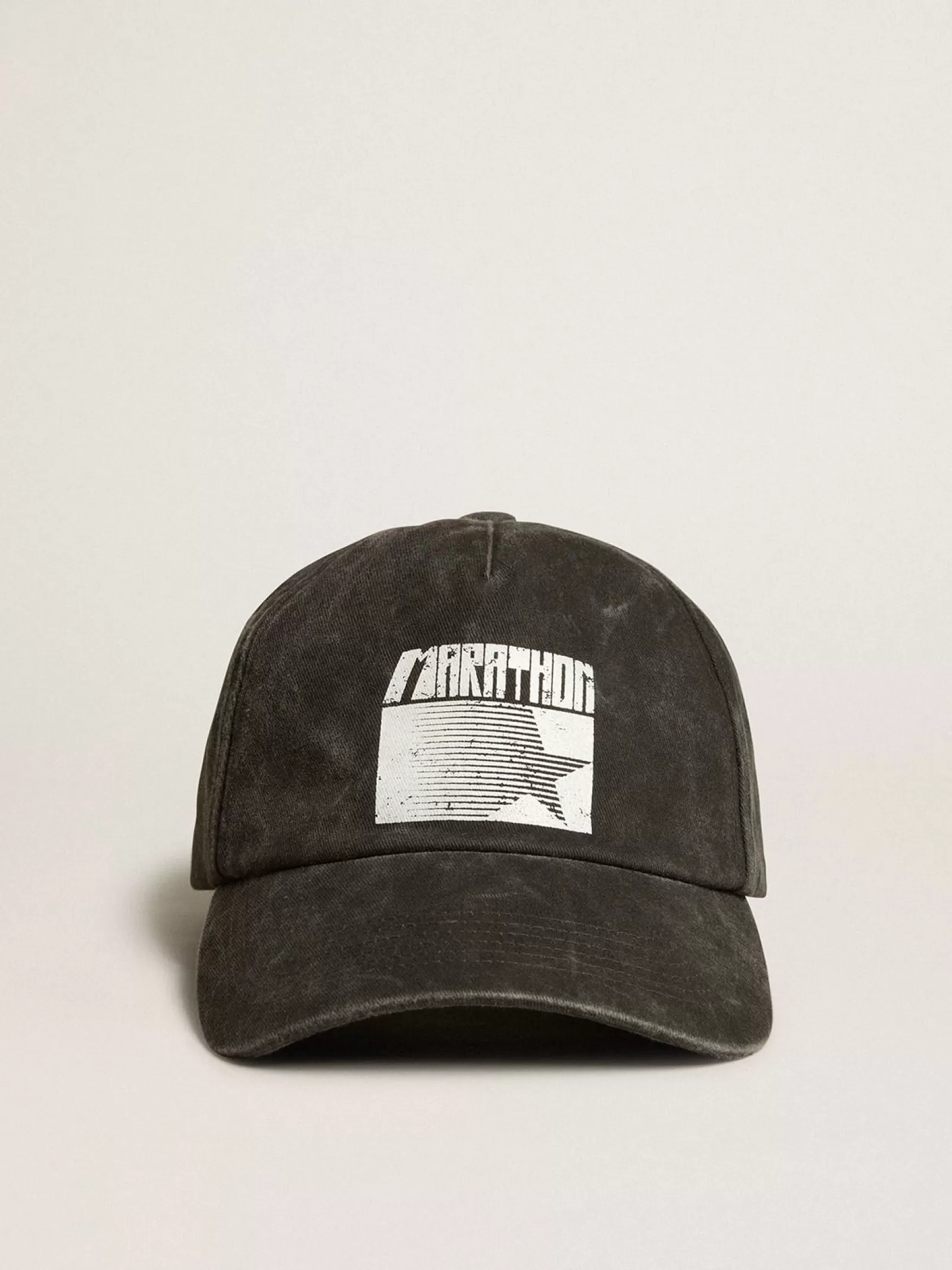 Casquette gris anthracite avec logo Marathon sur le devant | Golden Goose Clearance