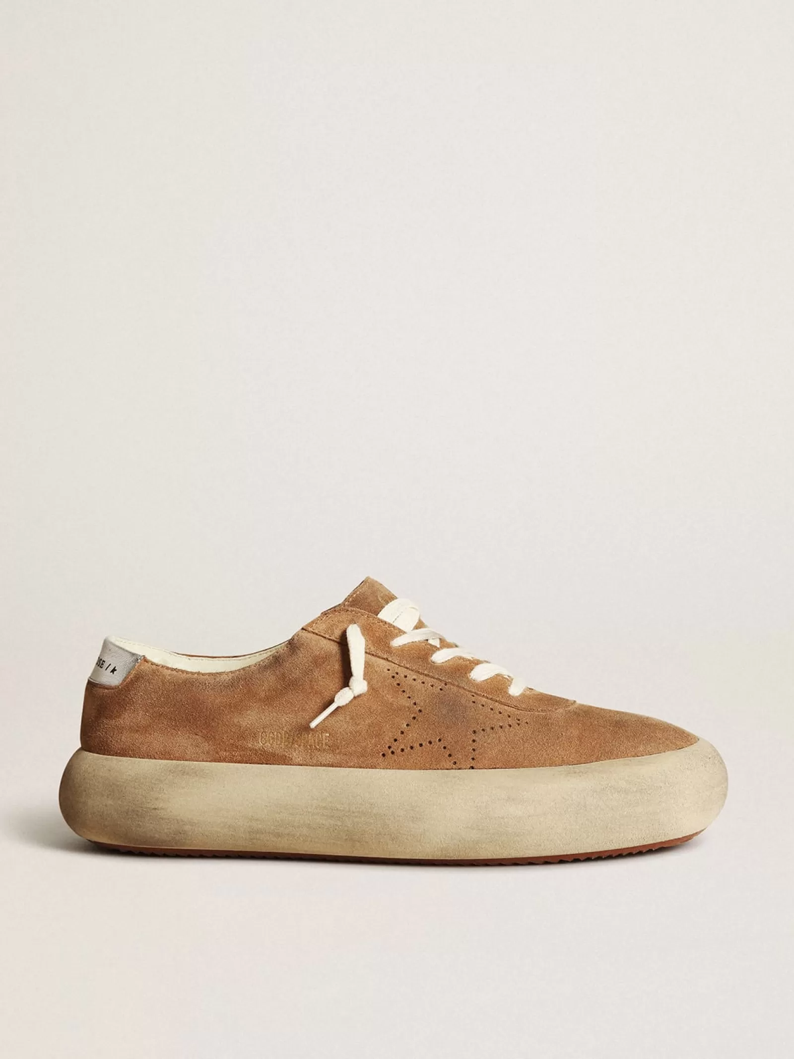 Chaussures Space-Star homme en daim couleur tabac | Golden Goose Hot