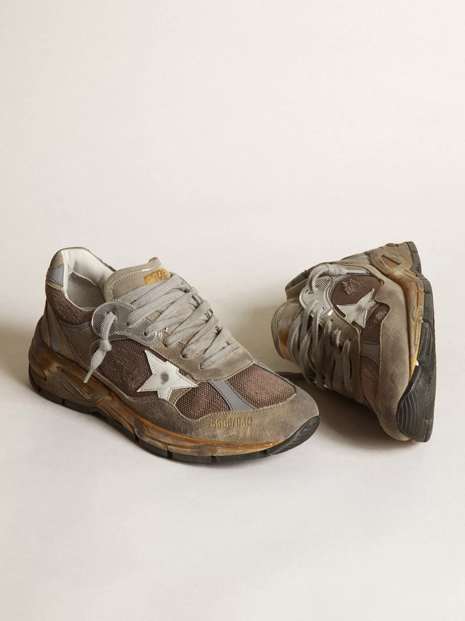 Dad-Star homme en résille et daim gris tourterelle | Golden Goose Sale