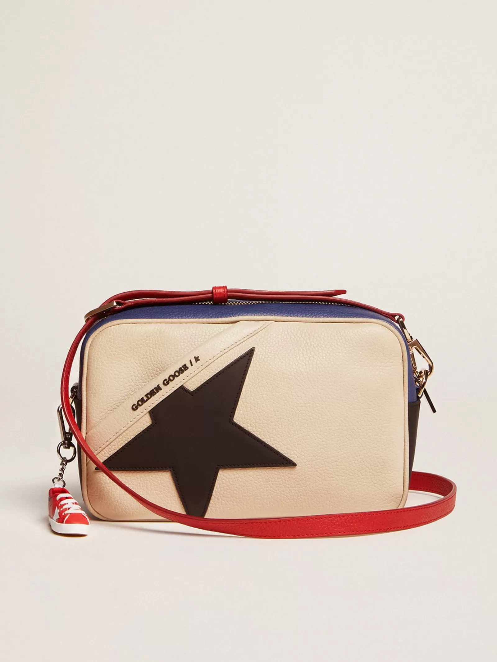 Star Bag femme en avec étoile noire | Golden Goose New