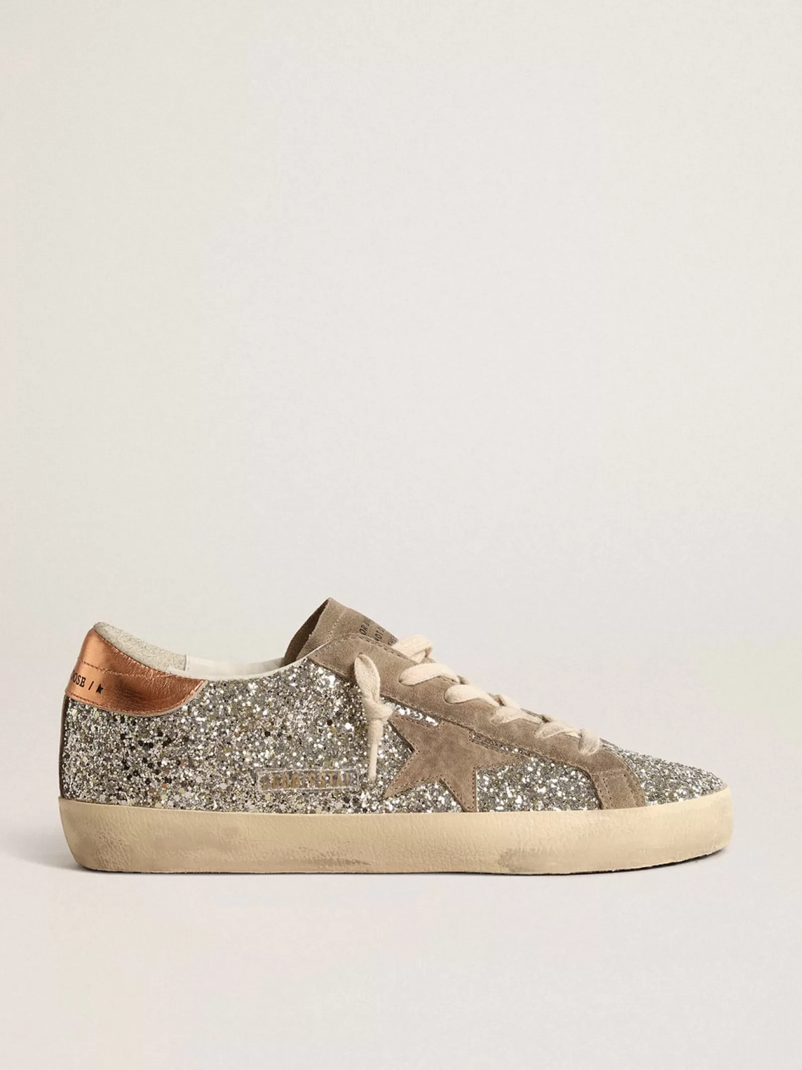 Super-Star à paillettes platine avec étoile en daim tourterelle | Golden Goose Best