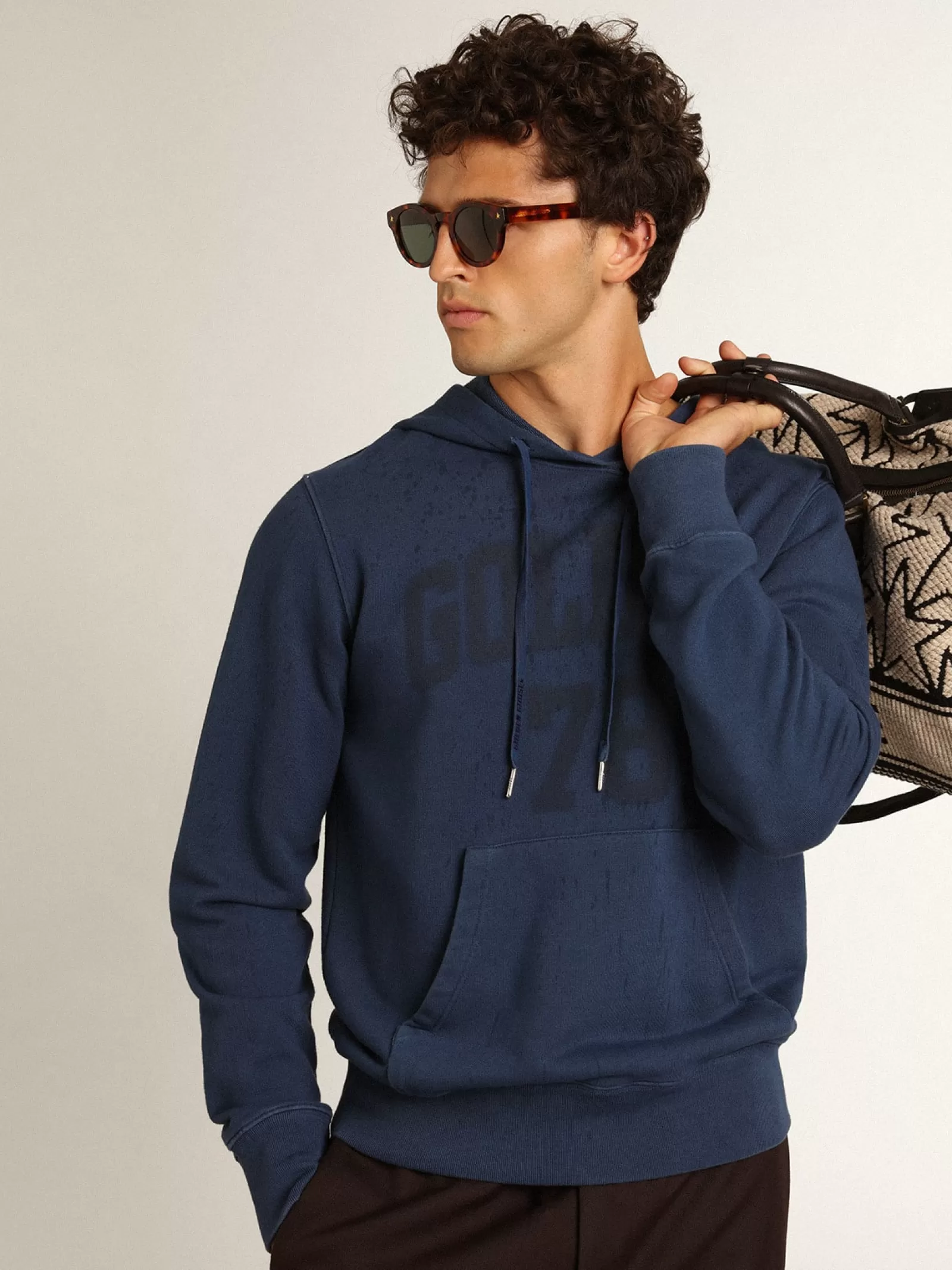 Sweat-shirt homme couleur bleu garde-marine avec inscription | Golden Goose Sale