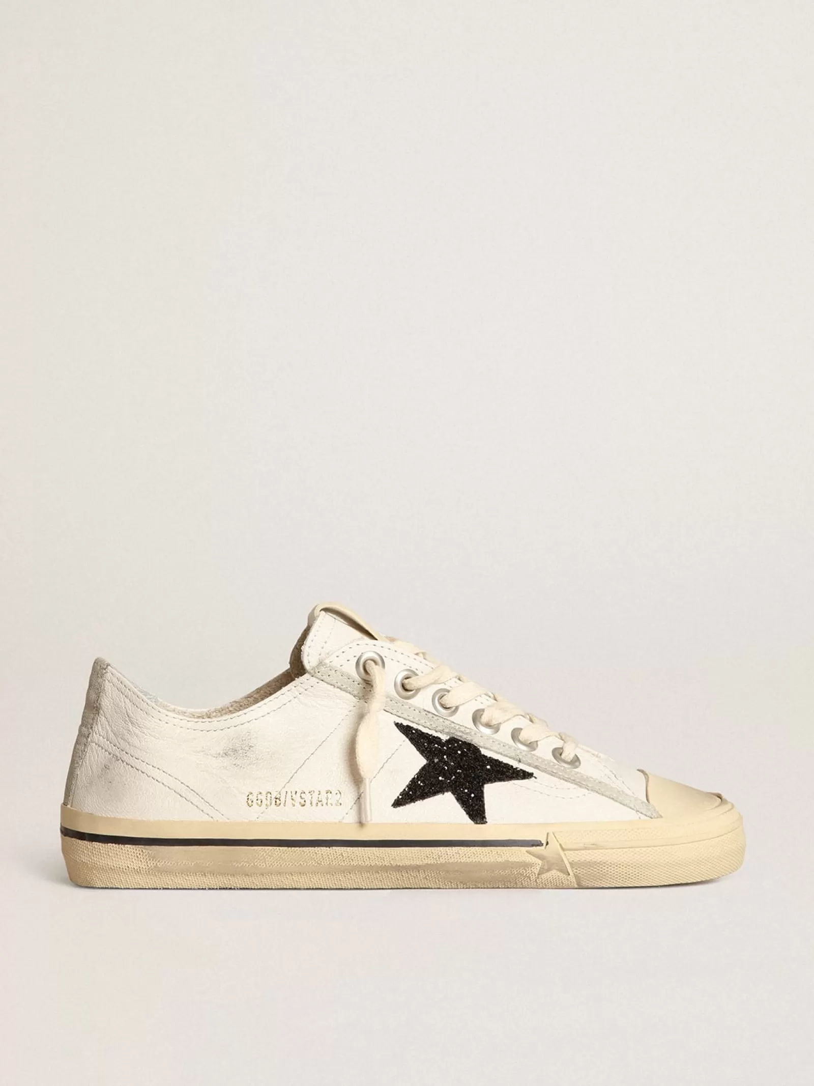 V-Star en cuir nappa blanc avec étoile à paillettes noires | Golden Goose Best Sale