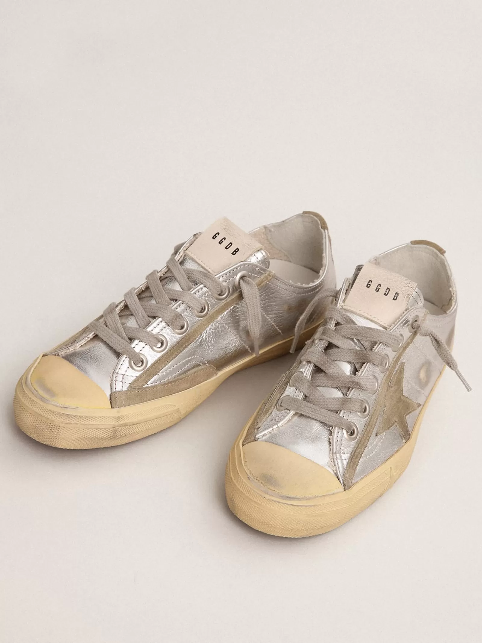 V-Star LTD femme en cuir lamé argenté | Golden Goose Hot